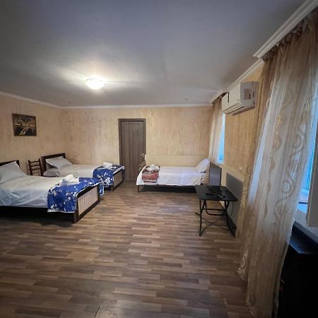 Cozy Apartment In The Centre Of Kutaissi Exterior foto
